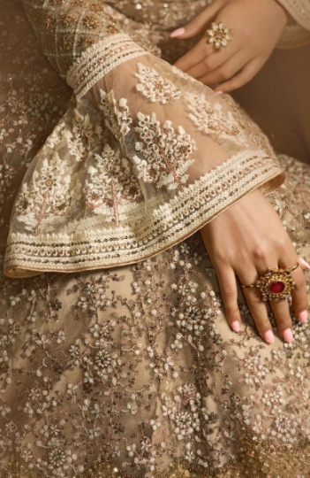 Maisha-Maskeen-Aafreen-Vol-3-7601-7607-Series-Net-Bridal-Dresses-Diwali-Collection-18
